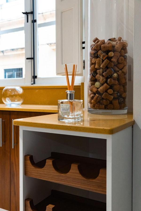 Modern Central 2Br Flat In Valletta By Arcobnb Exterior foto