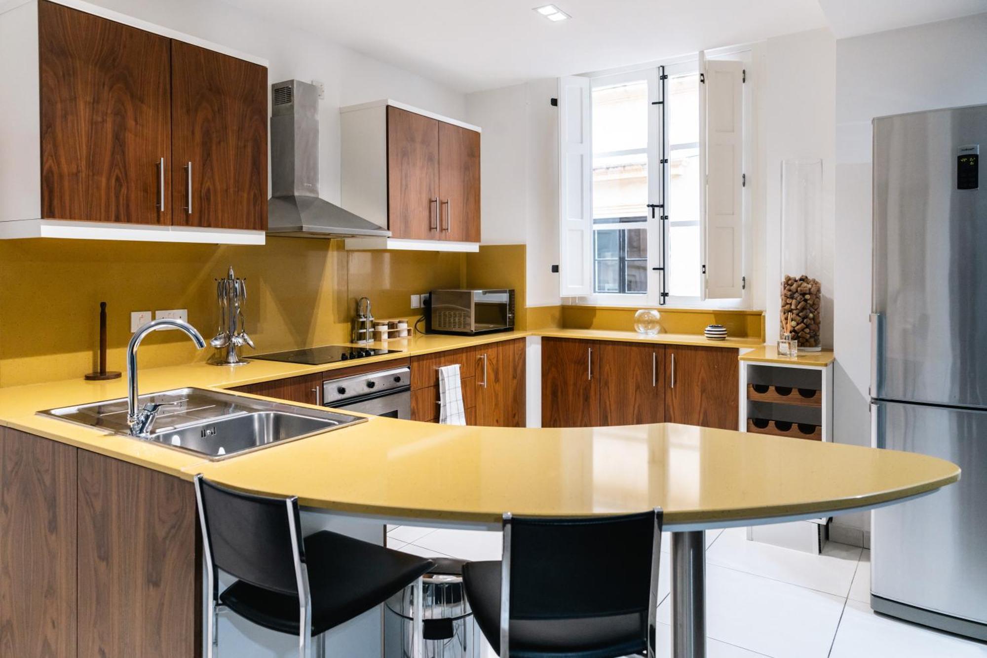 Modern Central 2Br Flat In Valletta By Arcobnb Exterior foto